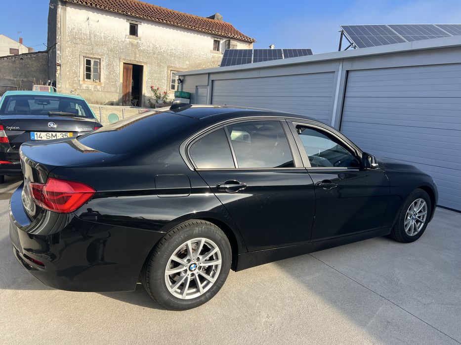 BMW 318d - Viatura com os servicos sempre efetuados na marca
