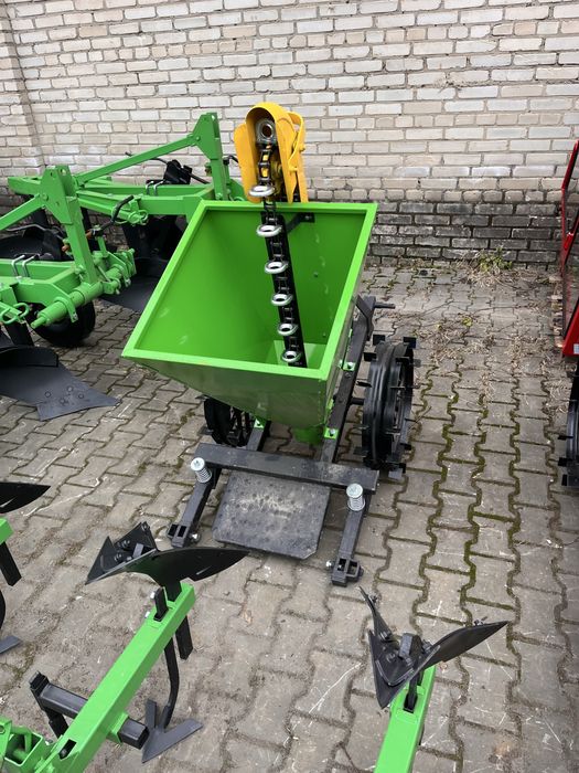 Картоплесаджалка на трактор мтз, юмз, дтз