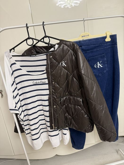 Calvin Klein 52-56 костюм куртка футболка рубашка джинси штани