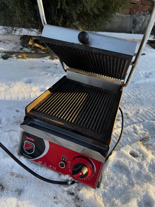 Газовий гриль , жарочна поверхня , гриль під сосиски