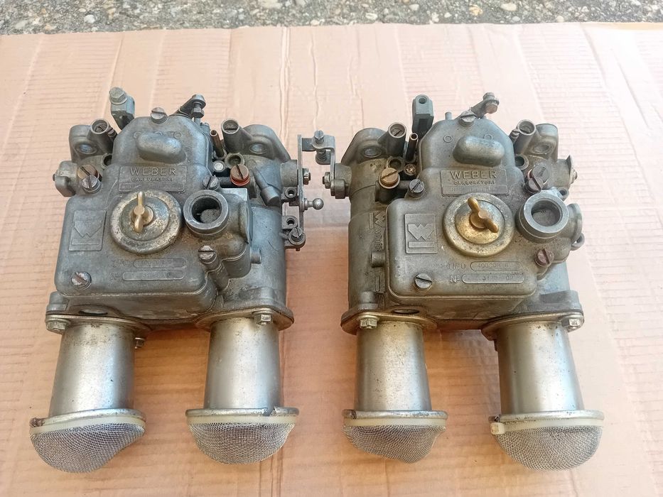 Par de carburadores Weber 40 DCOM