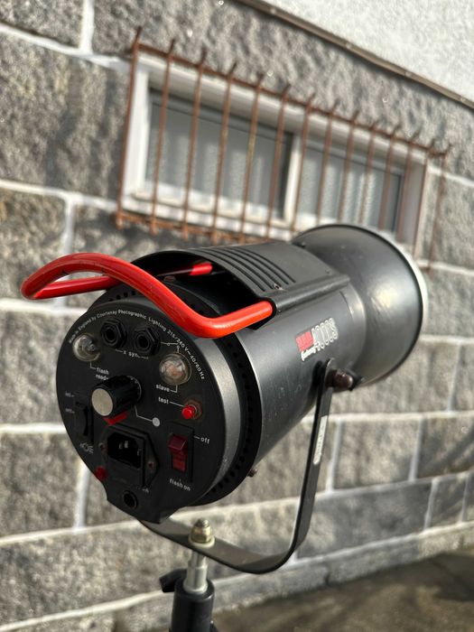 Cabeças de Luz 4000S