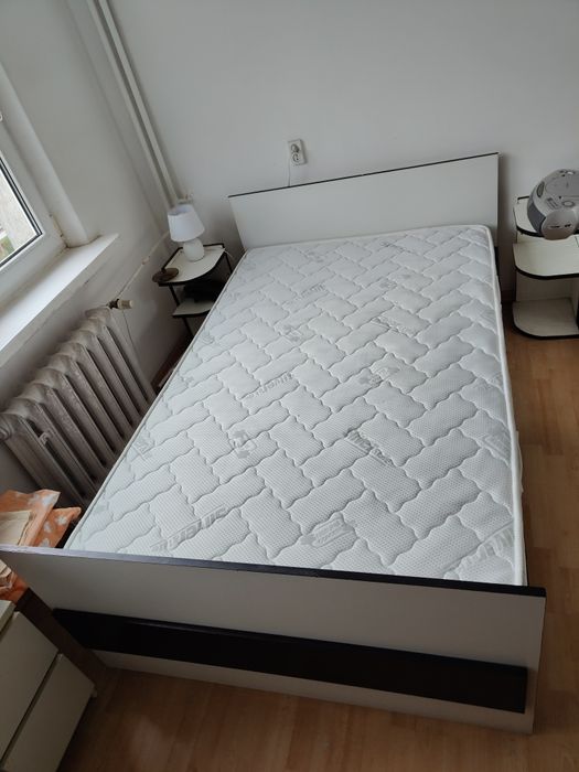 Łóżko 195cm x 125cm