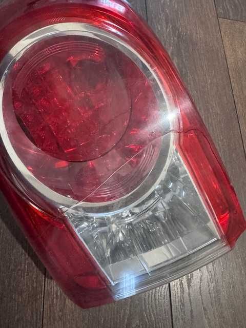 Задній стоп сигнал для Toyota corolla E150 Koito 12-566
