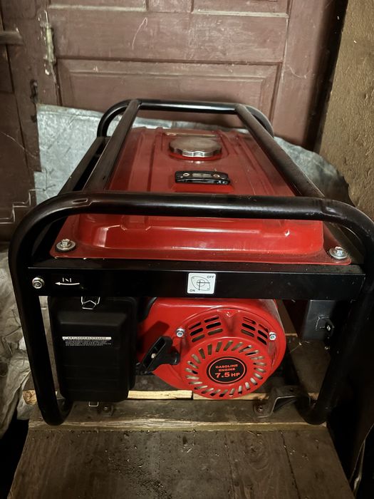 Генератор 3 kw, з коробкою, ідеальний стан