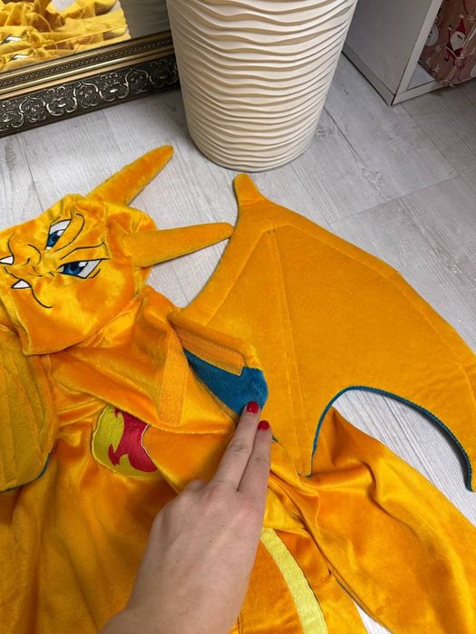 Новорічний костюм дракона , покемона, з крилами