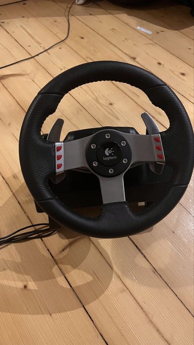 Kierownica logitech g27