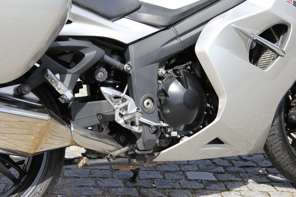 Triumph GT Sprint 1050 - Desde 49€/mês