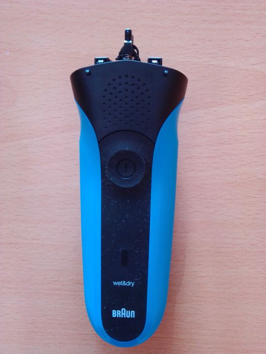 Máquina de barbear Braun Série 3