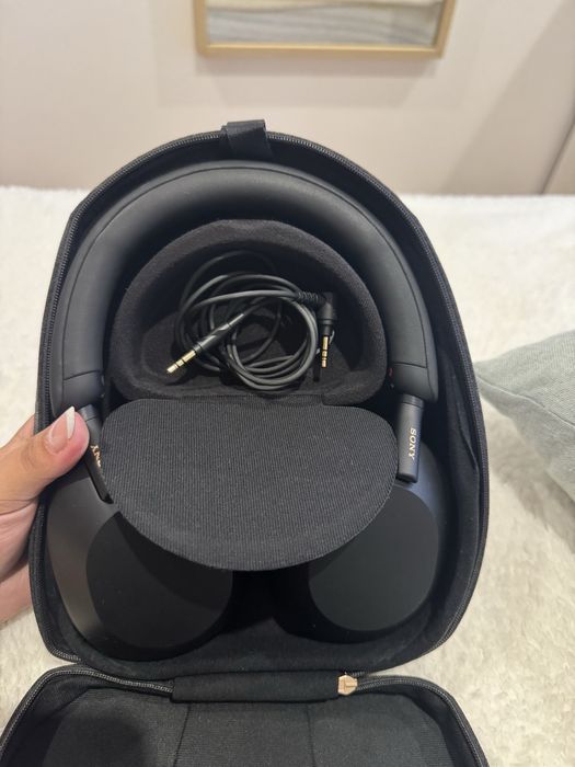 Fones Sony WH-1000XM5 Preto