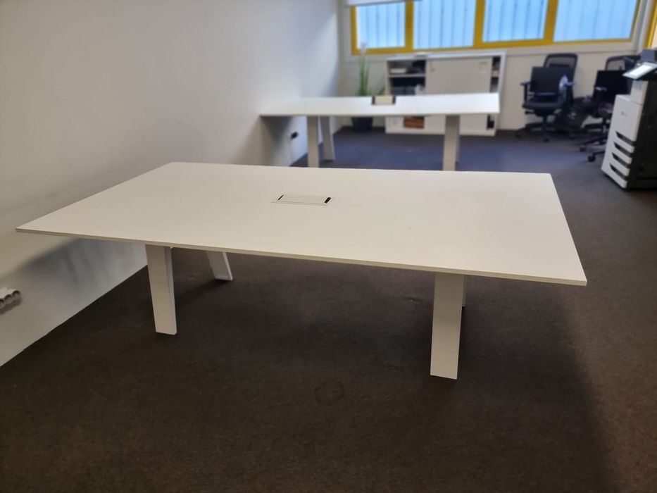 Mesa retangular branca