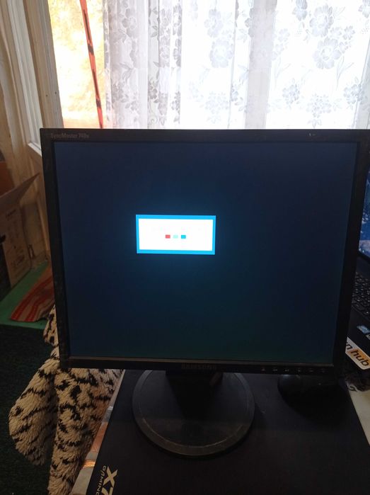 Монитор Samsung 740n 17"