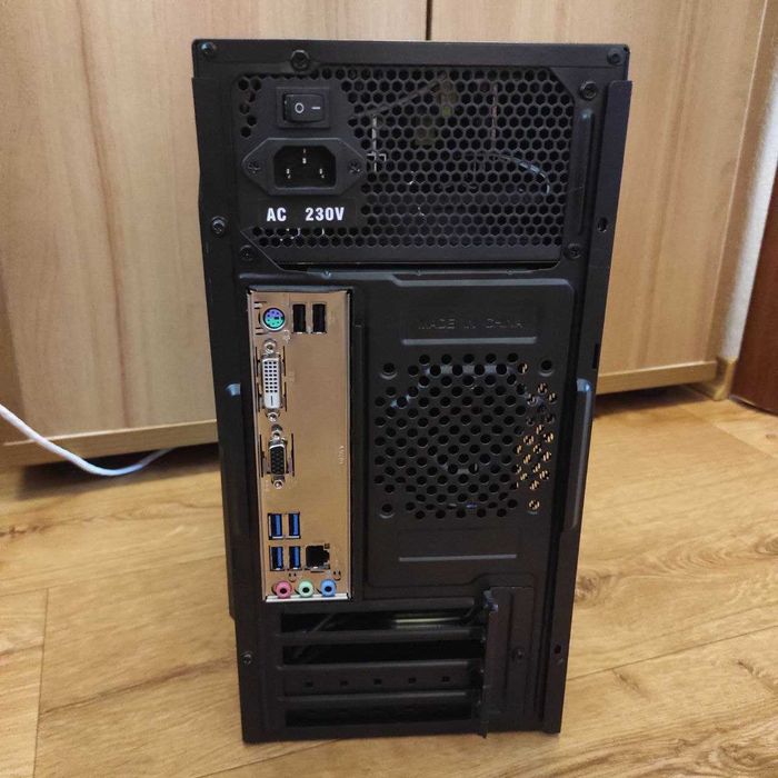 Компьютер AMD Athlon 300GE системный блок