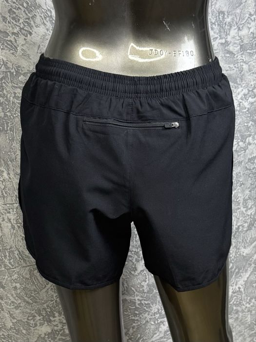 Nike dri-fit шорты М размер женские беговые черные