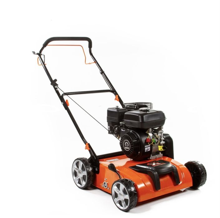 Aerator i wertykulator 3w1 spalinowy Demon zbiera do kosza, z koszem