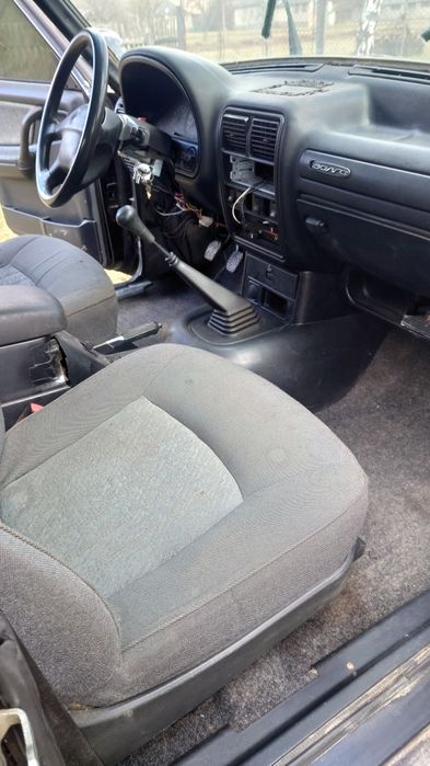 Газ волга 31105,