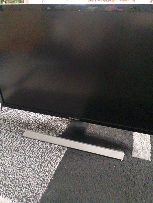 Monitor Samsung 28