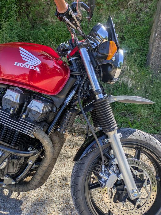Honda CB 750 Sevenfifty restaurada