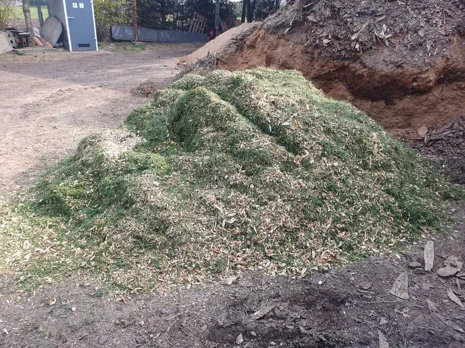 zrębka drzewna zrembka opał podsypka