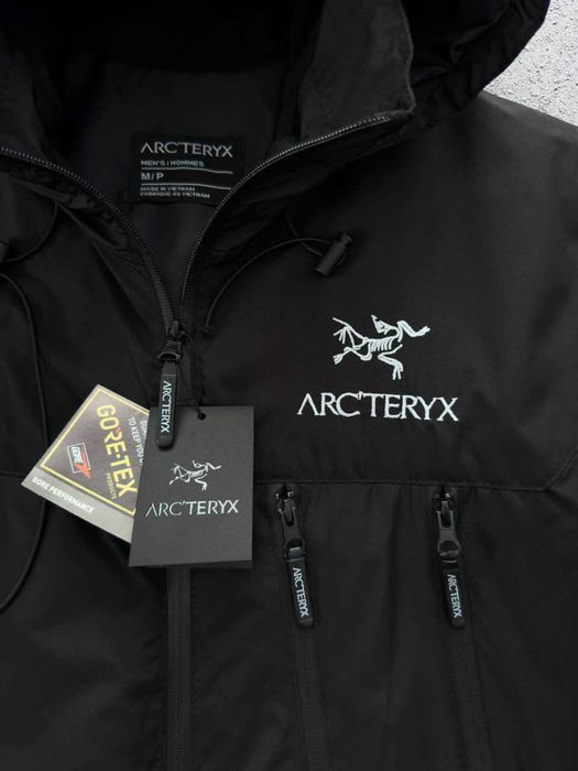 Вітрозахисна куртка ARC’TERYX