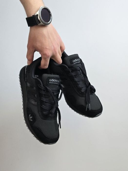 Кросівки Adidas  Pod