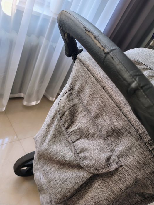 Wózek spacerowy składany