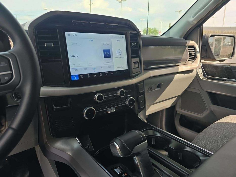 2023 Ford F-150 Lightning XLT електричний пікап