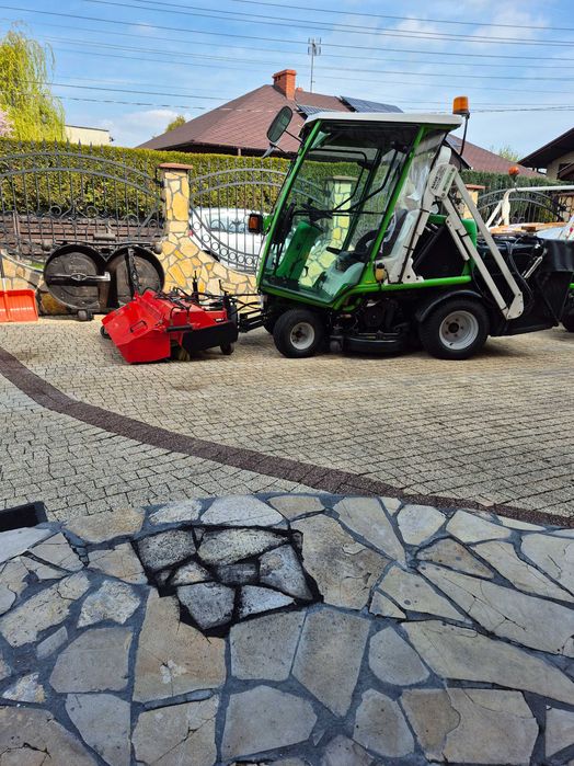 Etesia 124D kabina pług zamiatarka