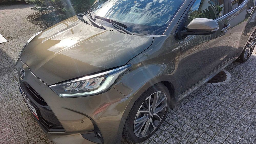 sprzedam samochód Toyta Yaris IV