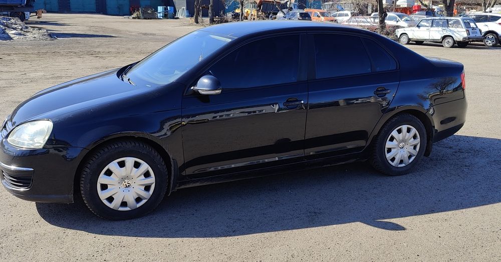 Volkswagen Jetta V