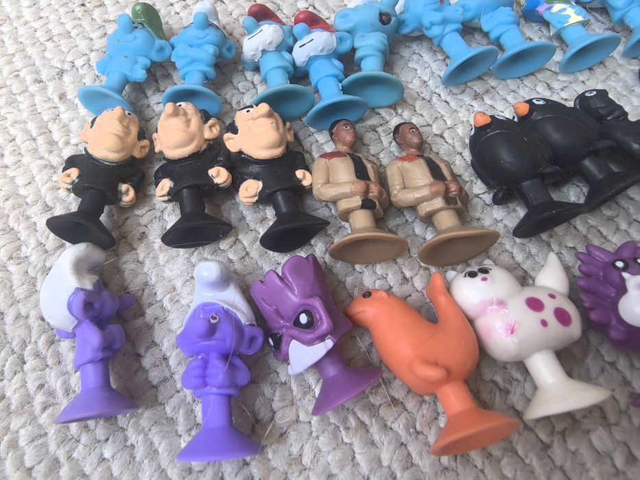 Stikeez zestaw 77szt figurki Smerfy, Star Wars, warzywa, zwierząta