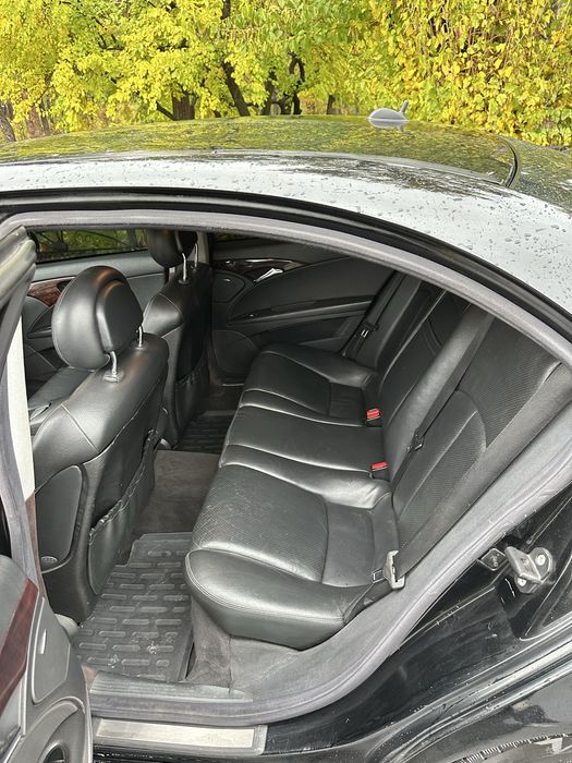 Продам Mercedes W211
