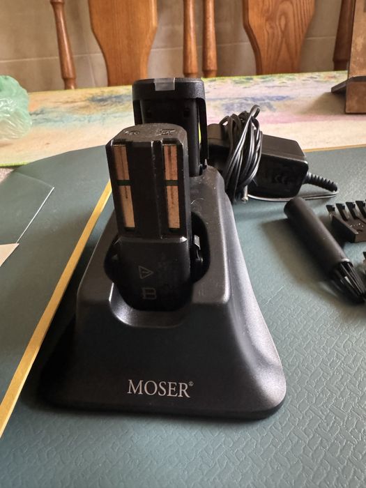 Професійна машинка для стрижки Moser Genio Pro