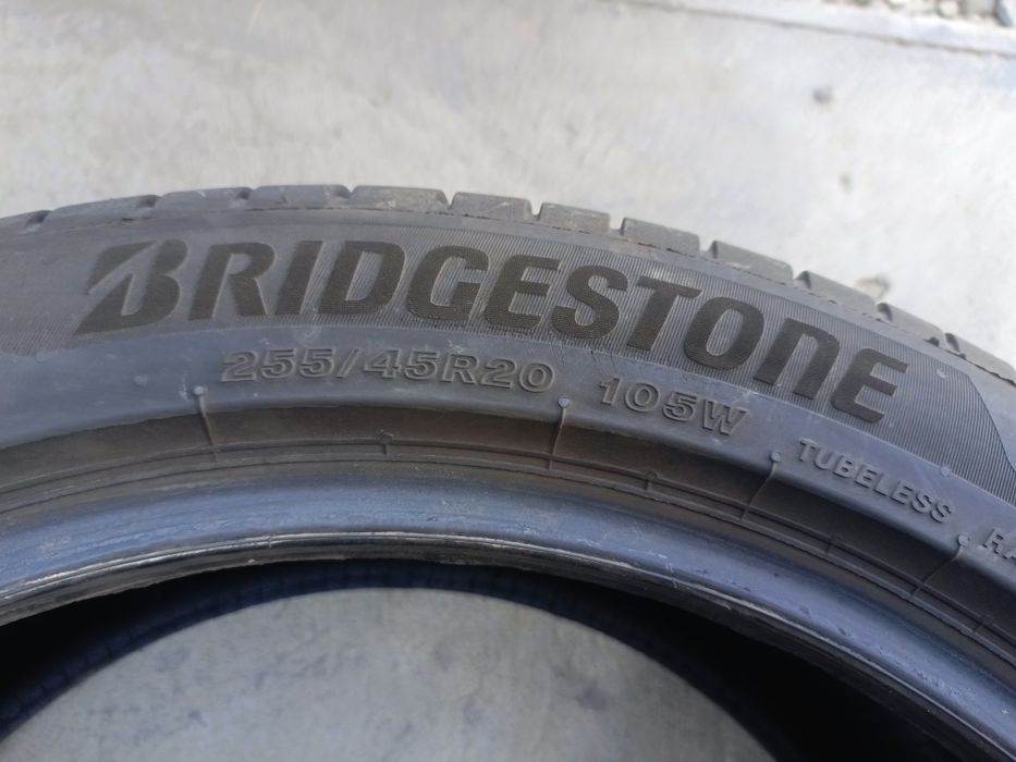 255.45.20 Bridgestone 2 шт