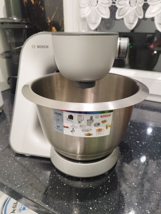 Robot kuchenny planetarny Bosch MUM58364