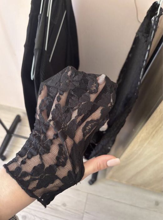 Кружевне боді Zara