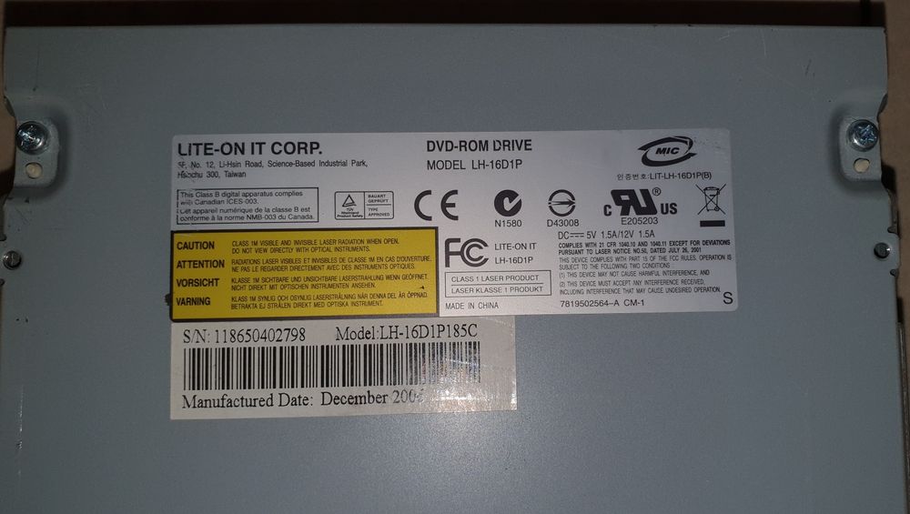 DVD ROM drive - usado64409195545217121