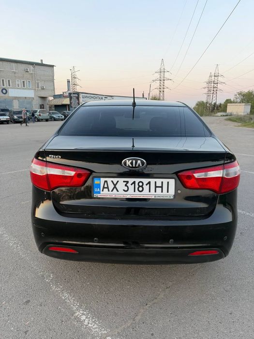 Kia Rio в оренду
