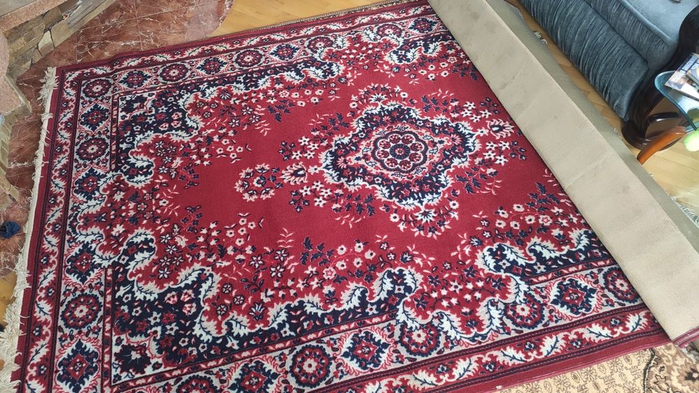 Килим  2*3   б/в