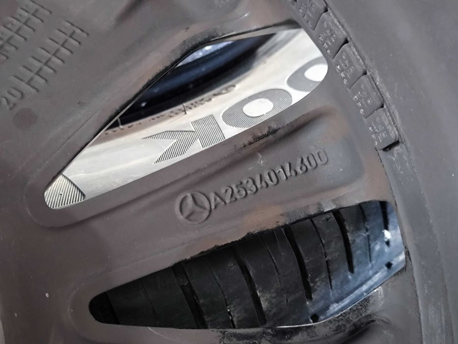 Jantes 18" Mercedes-Benz com pneus