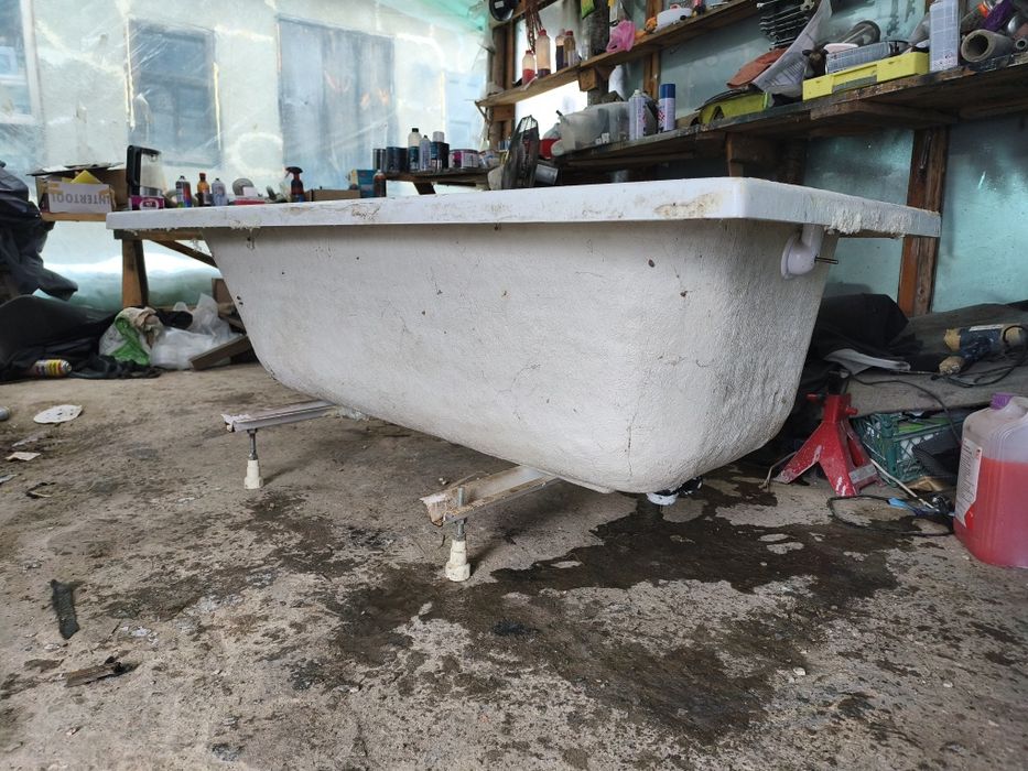 Ванна акрилова б/в