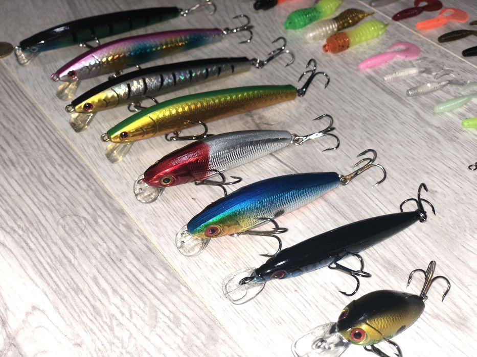 Воблер блесна вертушка силиконовая рыбка