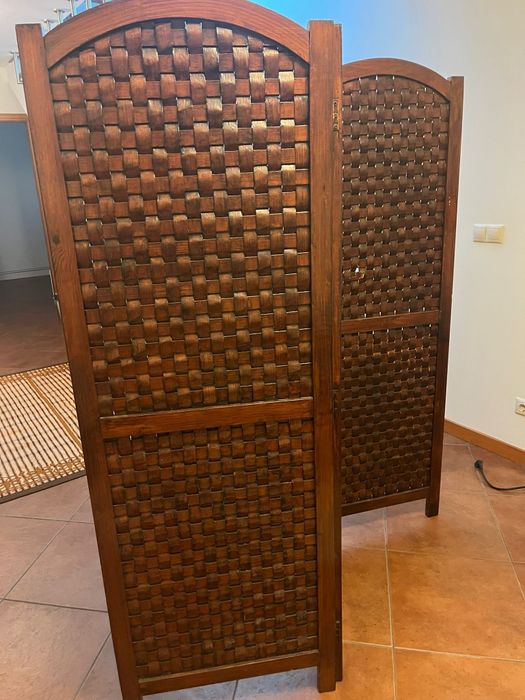 Biombo em bambu.
