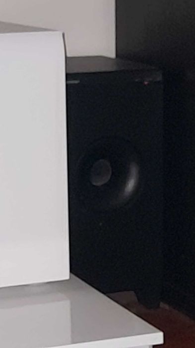 Sistema de som " home cinema" Pioneer.