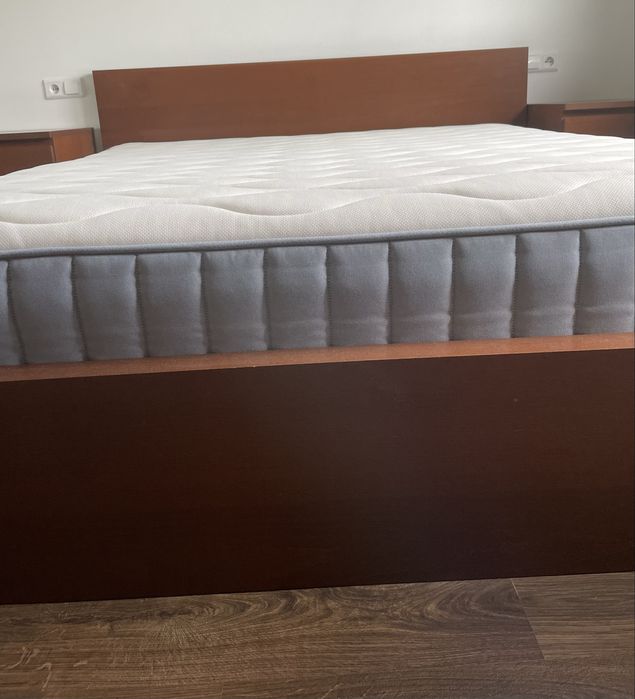 Sypialnia Ikea Malm łożko 160x200, materac, stoliki nocne