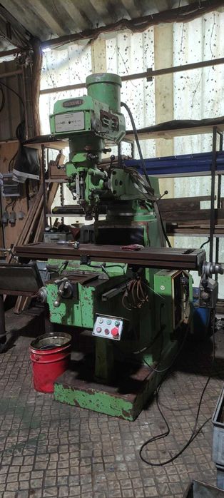 Fresadora Ferramenteira modelo 3VS