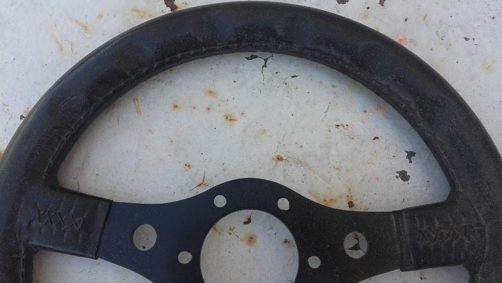 Classicos Antigos Volantes originais e desportivos