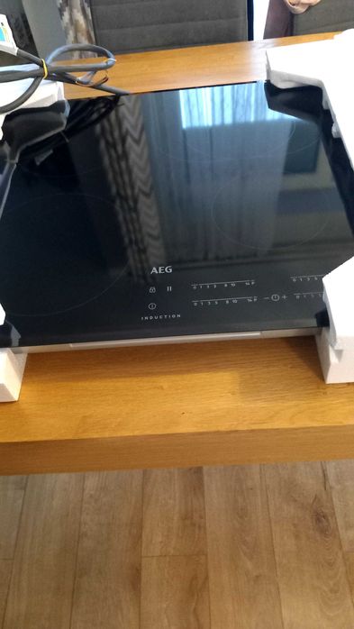 Płyta indukcyjna AEG