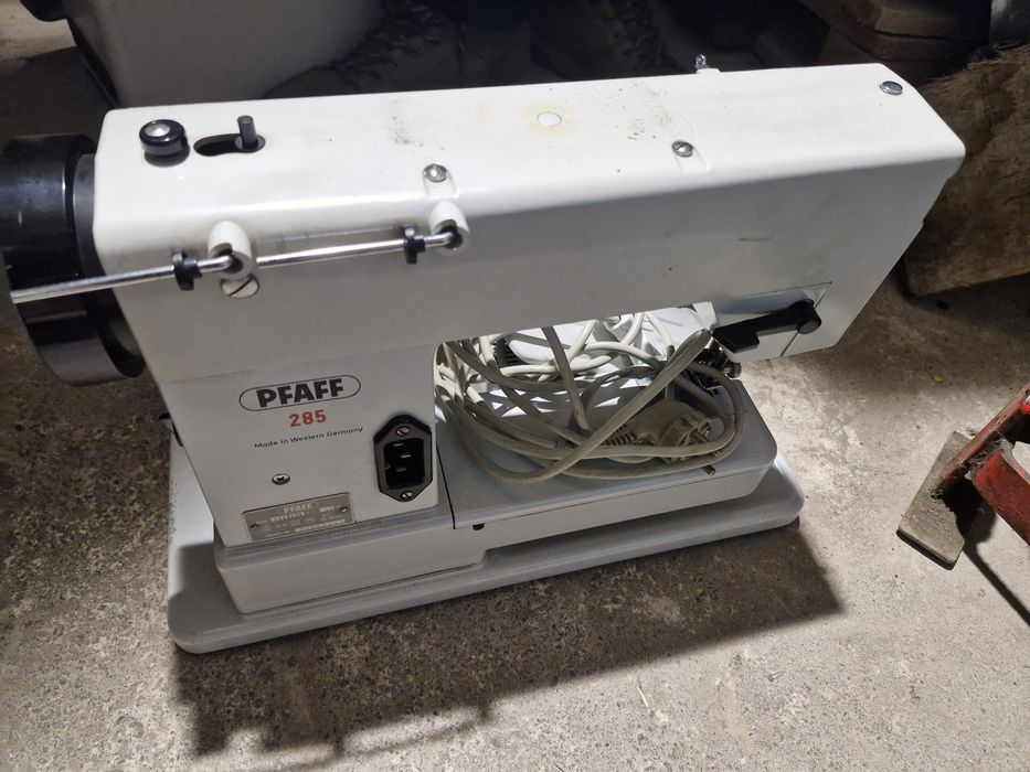 PFAFF 285 швейна машинка Німеччина: 4 700 грн. - Швейные машины и