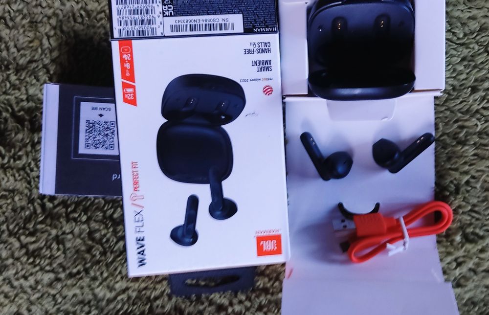 Auriculares True Wireless Bluetooth JBL Wave Flex como novos!